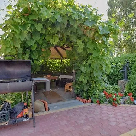 U Bogusi- 8 Minut Od Plazy