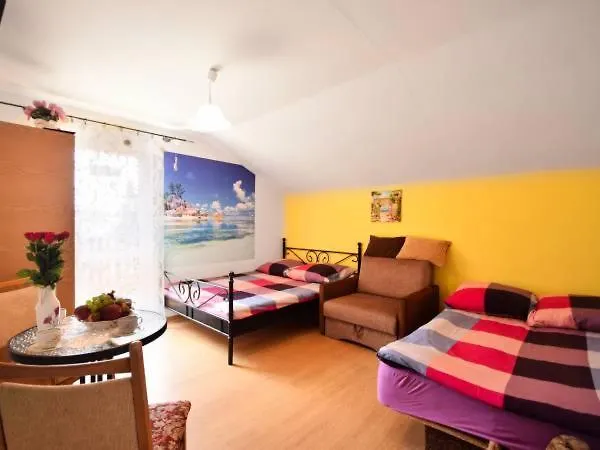 Pansiyon U Bogusi- 8 Minut Od Plazy Dźwirzyno